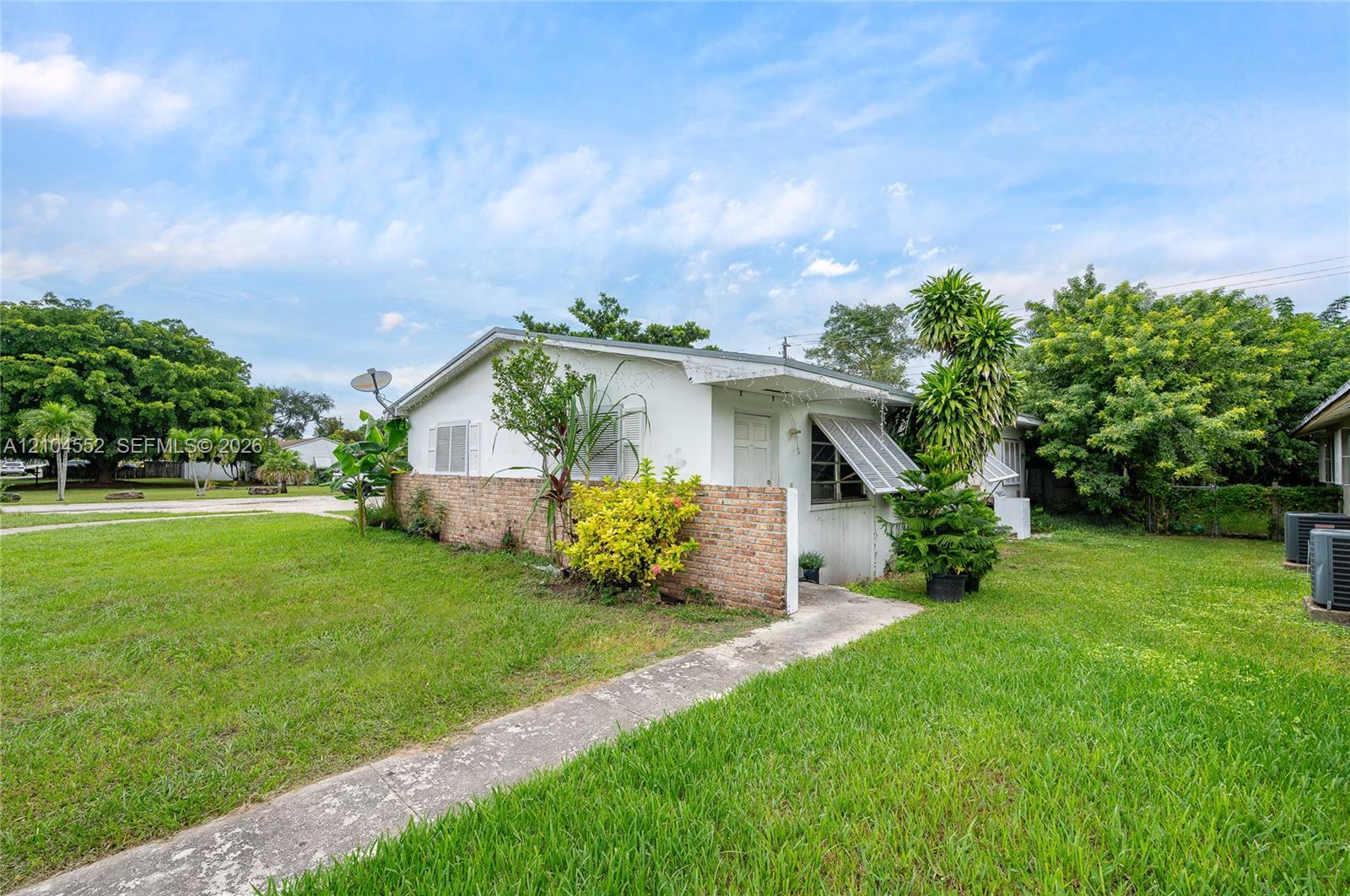 Ver detalles / 2012 sq. ft. $ 2026-10-10 0 foto
