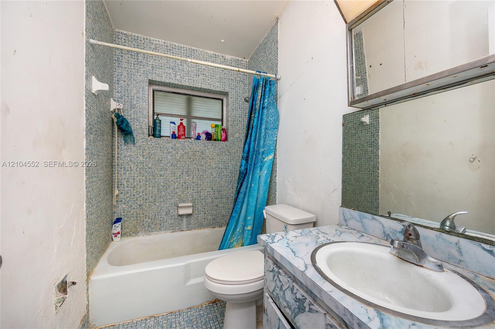 Ver detalles / 2012 sq. ft. $ 2026-10-10 0 foto