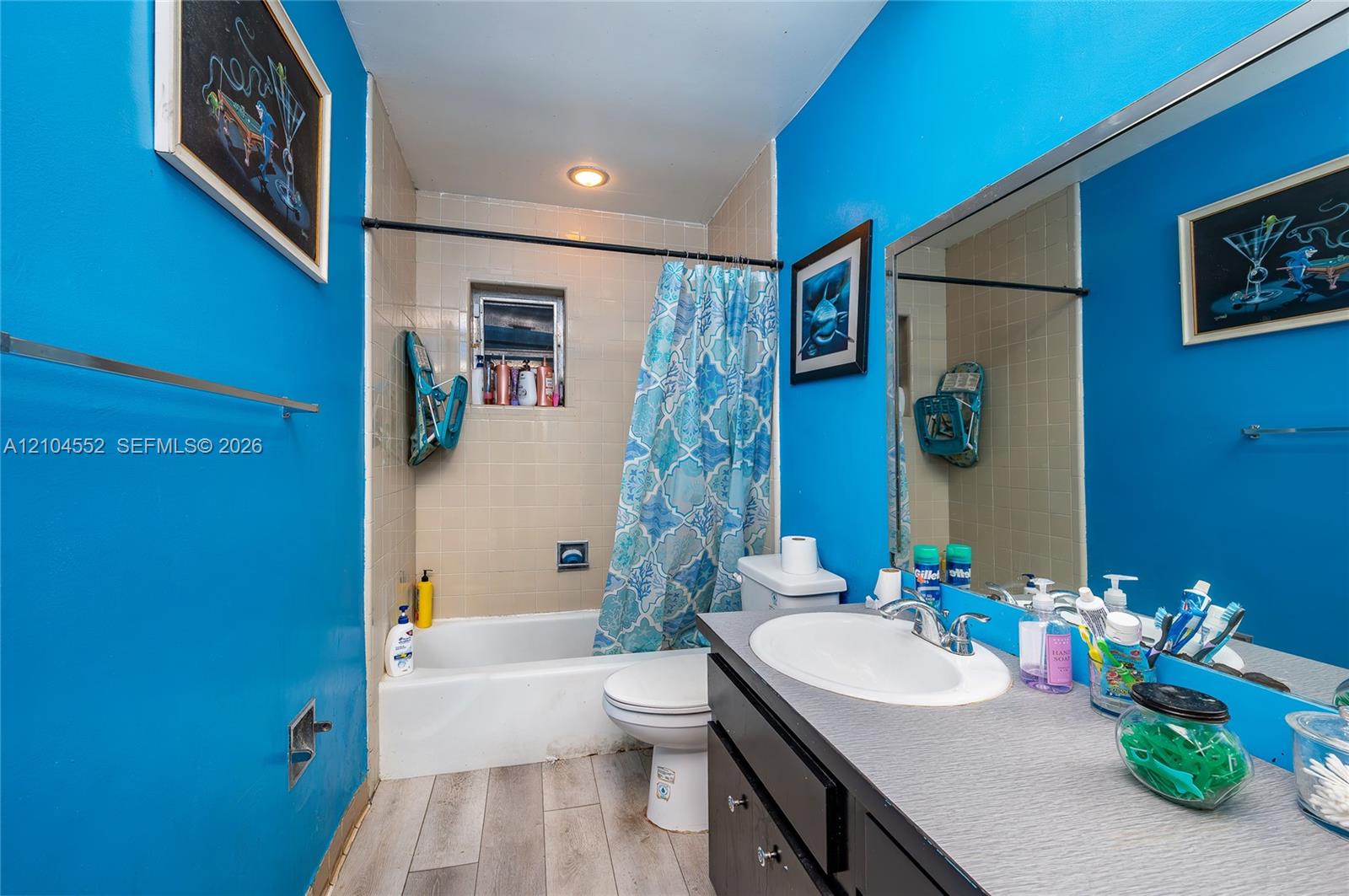 Ver detalles / 2012 sq. ft. $ 2026-10-10 0 foto