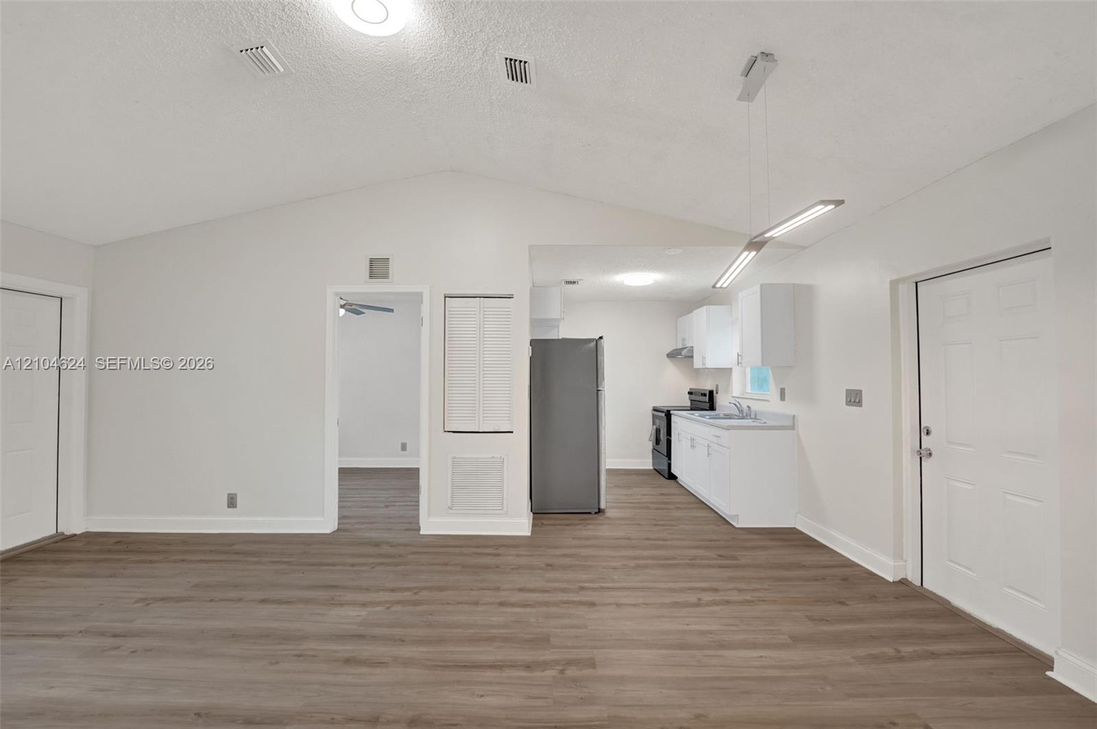 Ver detalles / 1756 sq. ft. $ 2026-10-11 0 foto