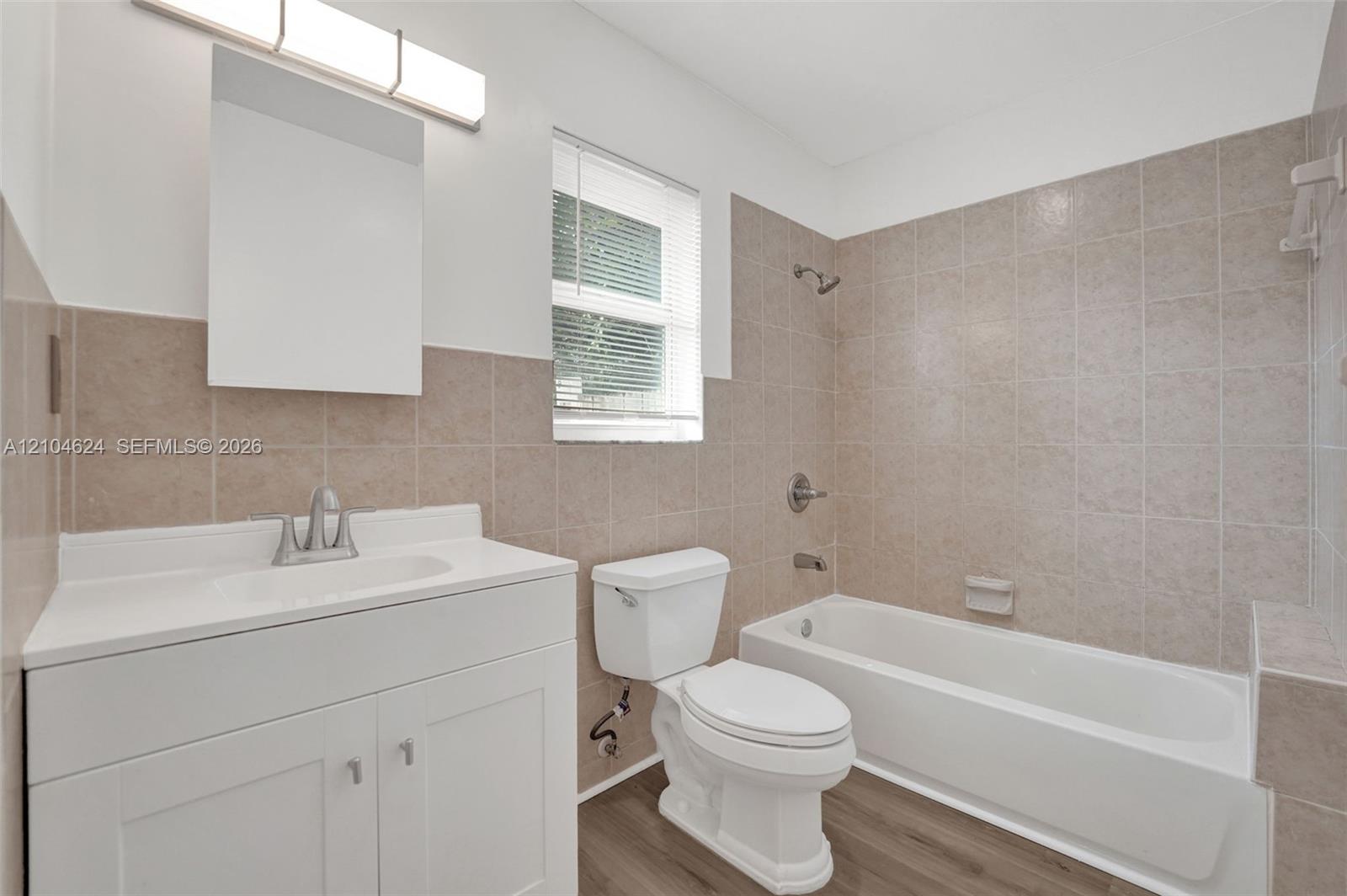 Ver detalles / 1756 sq. ft. $ 2026-10-11 0 foto