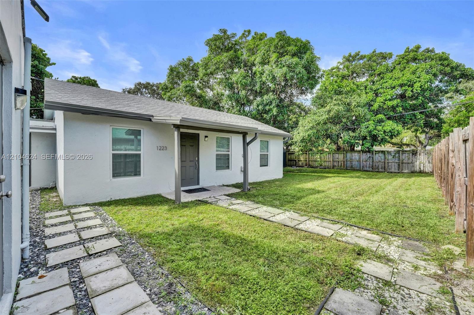Ver detalles / 1756 sq. ft. $ 2026-10-11 0 foto