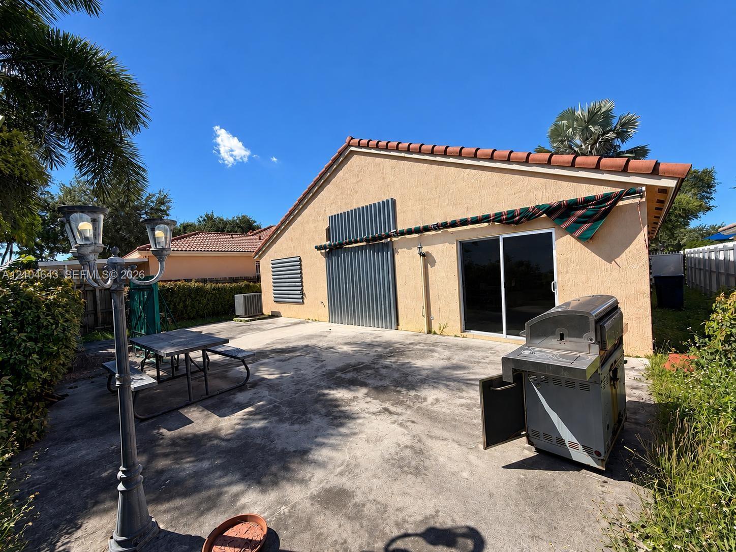 23745 3 / 2 1644 sq. ft. $ 2026-10-11 0 Photo