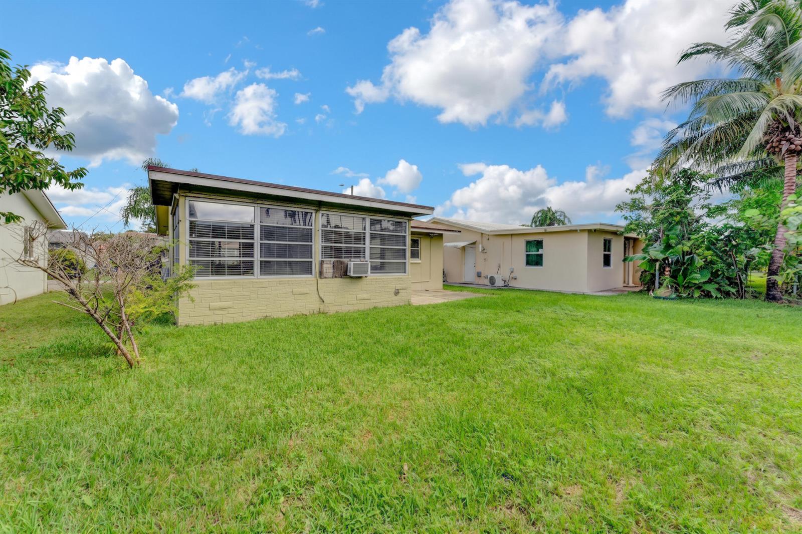 See details 4938 2 / 1 1007 sq. ft. $ 2026-10-12 0 Photo