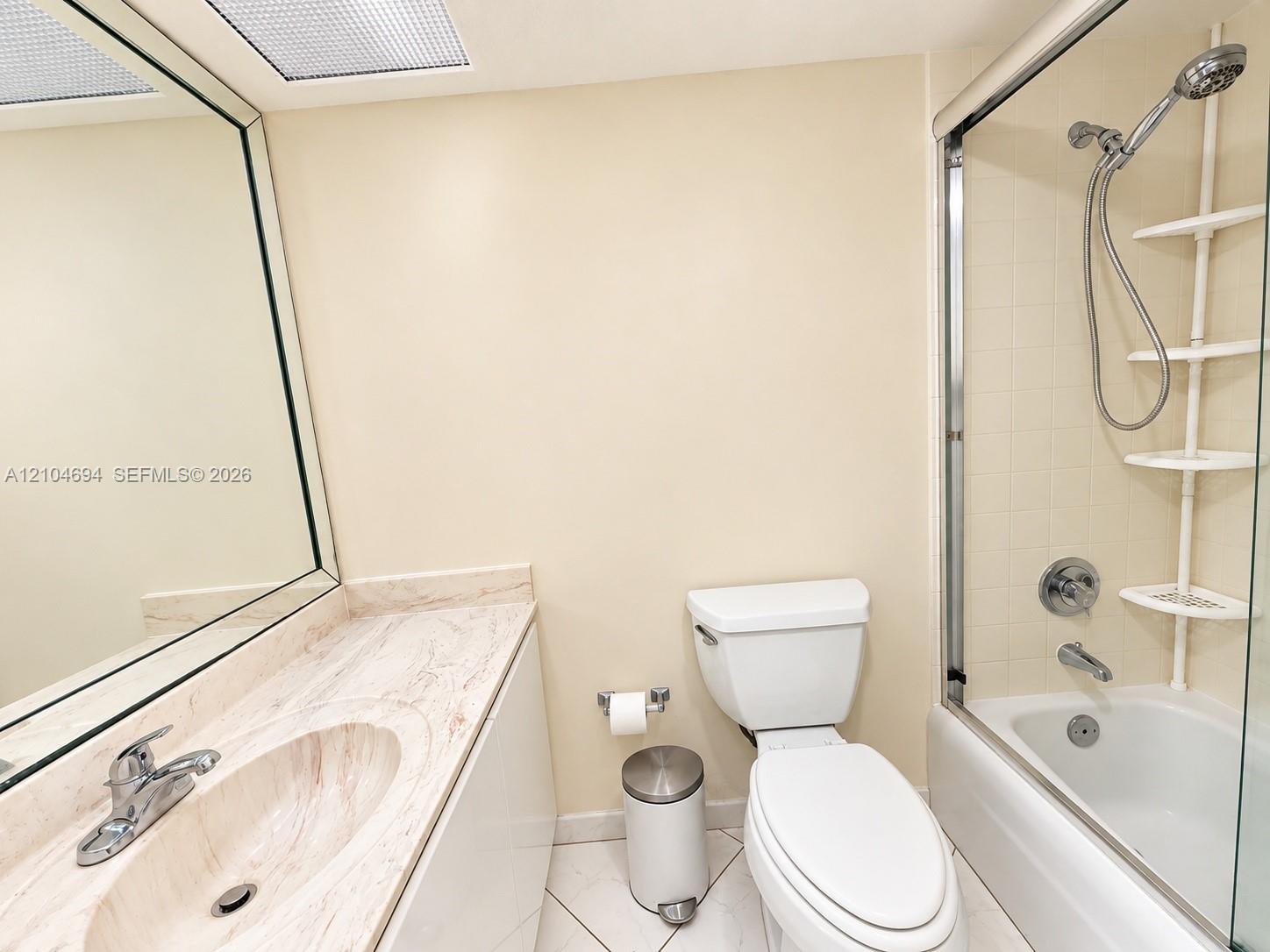 See details 420 2 / 2 1275 sq. ft. $ 2026-10-11 0 Photo