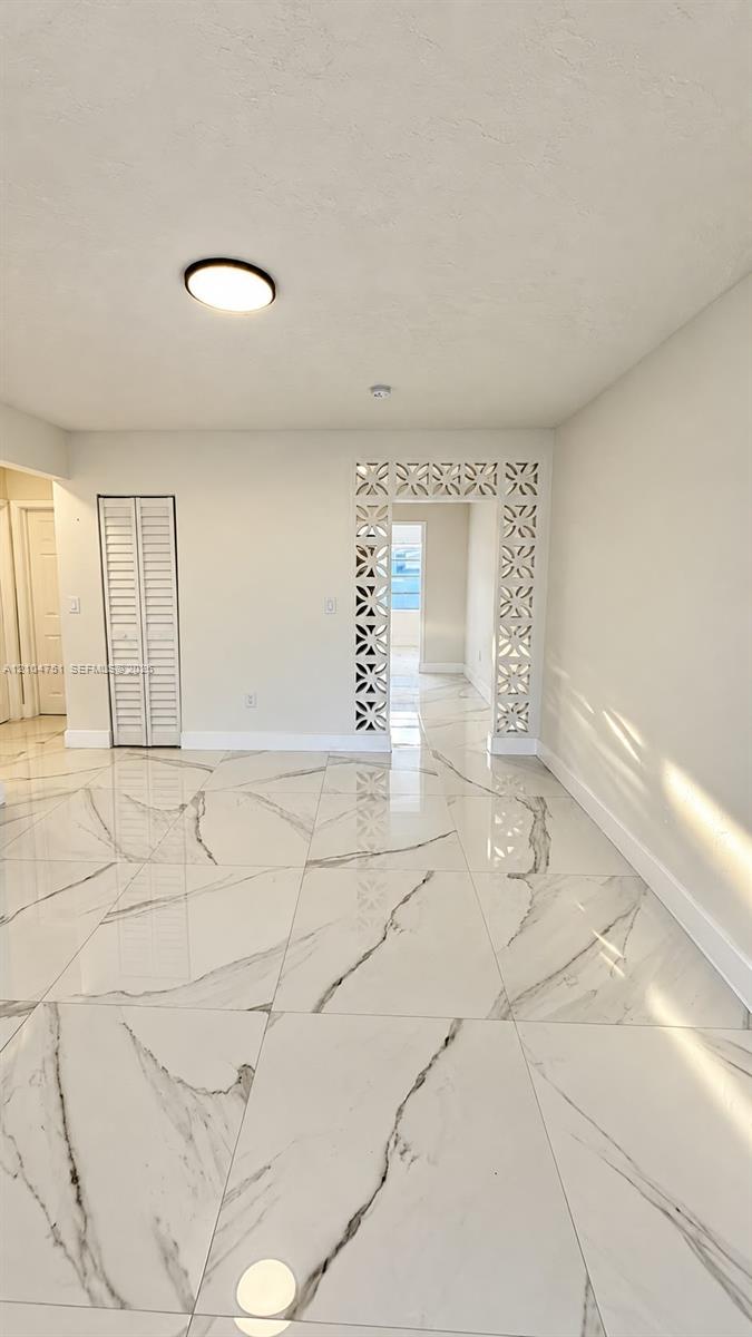Ver detalles / 1854 sq. ft. $ 2026-10-11 0 foto