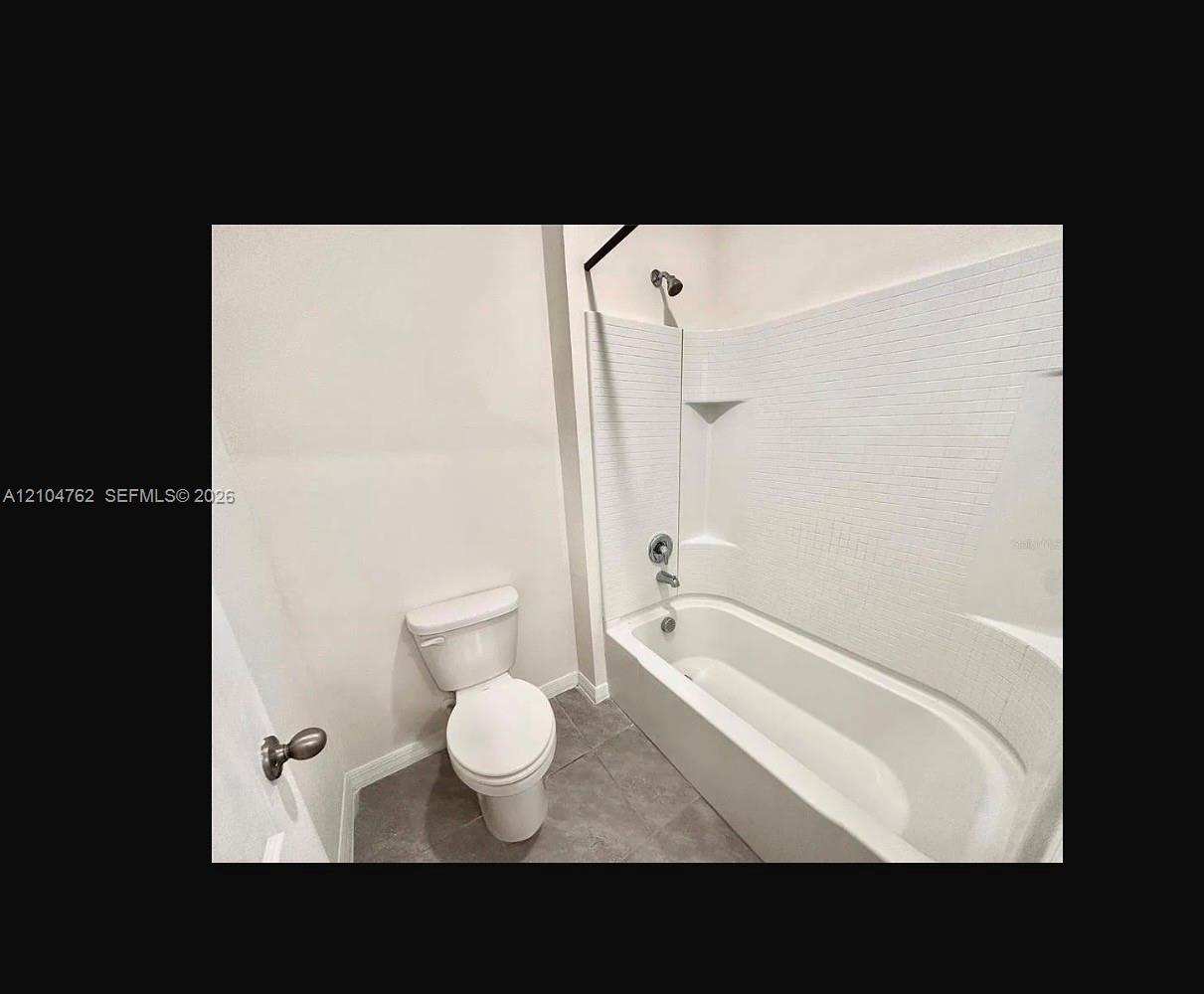 2556 5 / 3  sq. ft. $ 2026-10-15 0 Photo