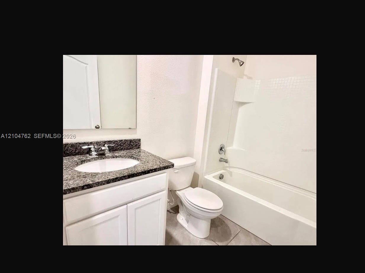 2556 5 / 3  sq. ft. $ 2026-10-15 0 Photo