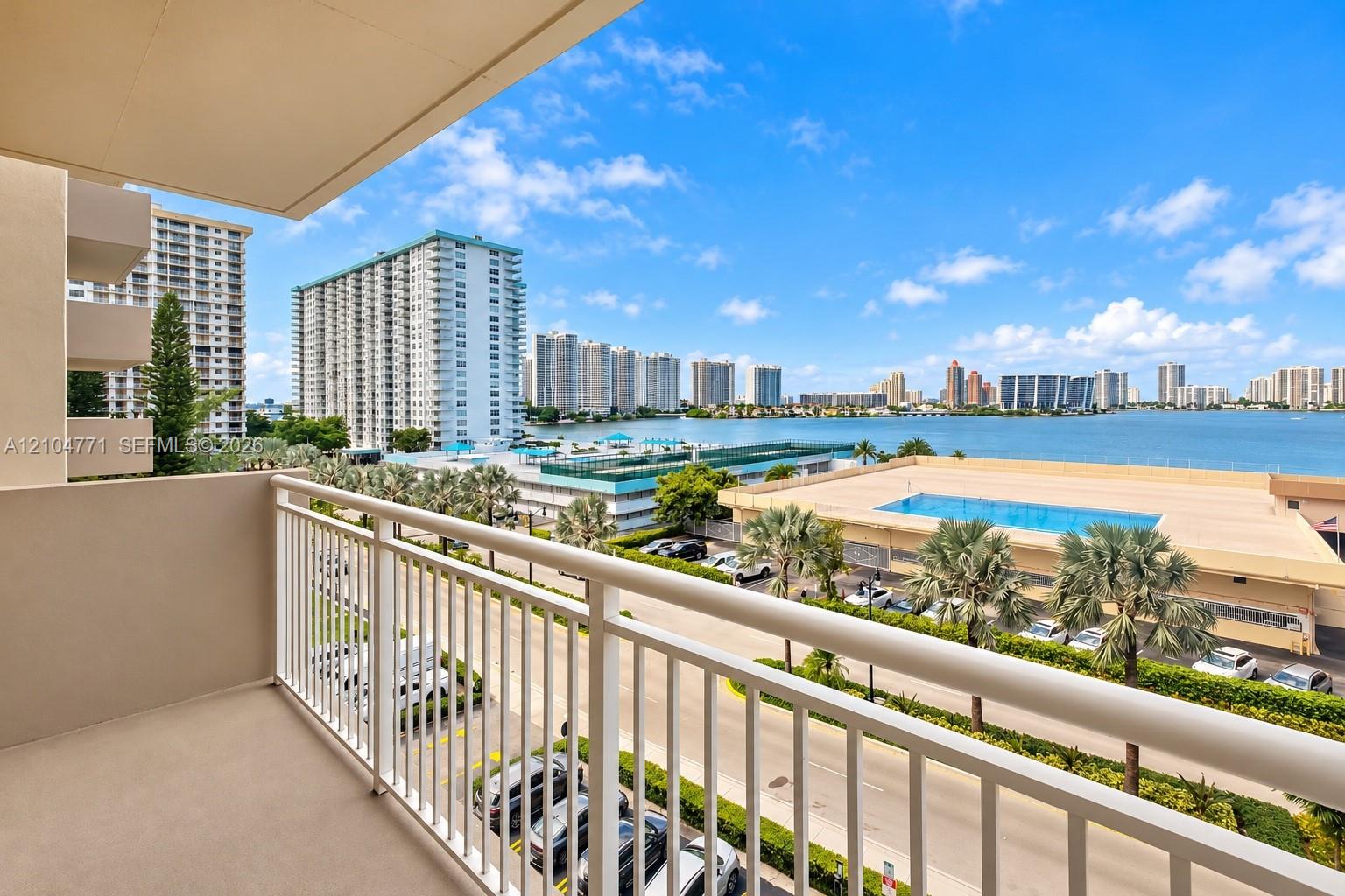 615 1 / 2 943 sq. ft. $ 2026-10-11 0 Photo