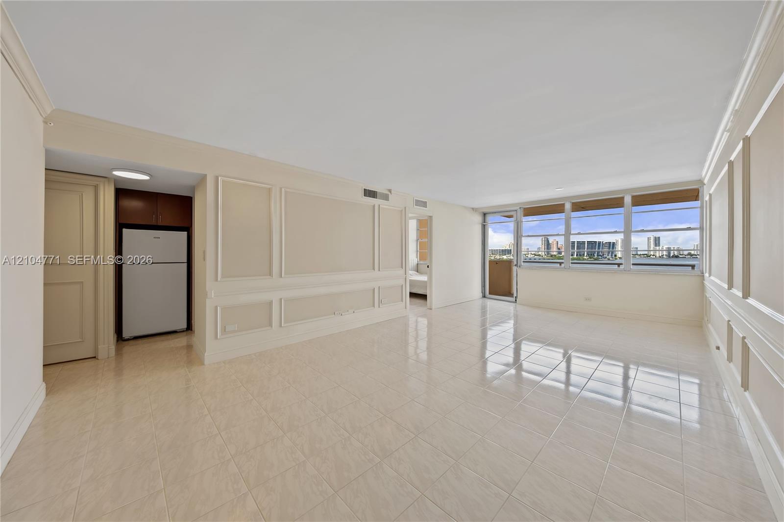 615 1 / 2 943 sq. ft. $ 2026-10-11 0 Photo