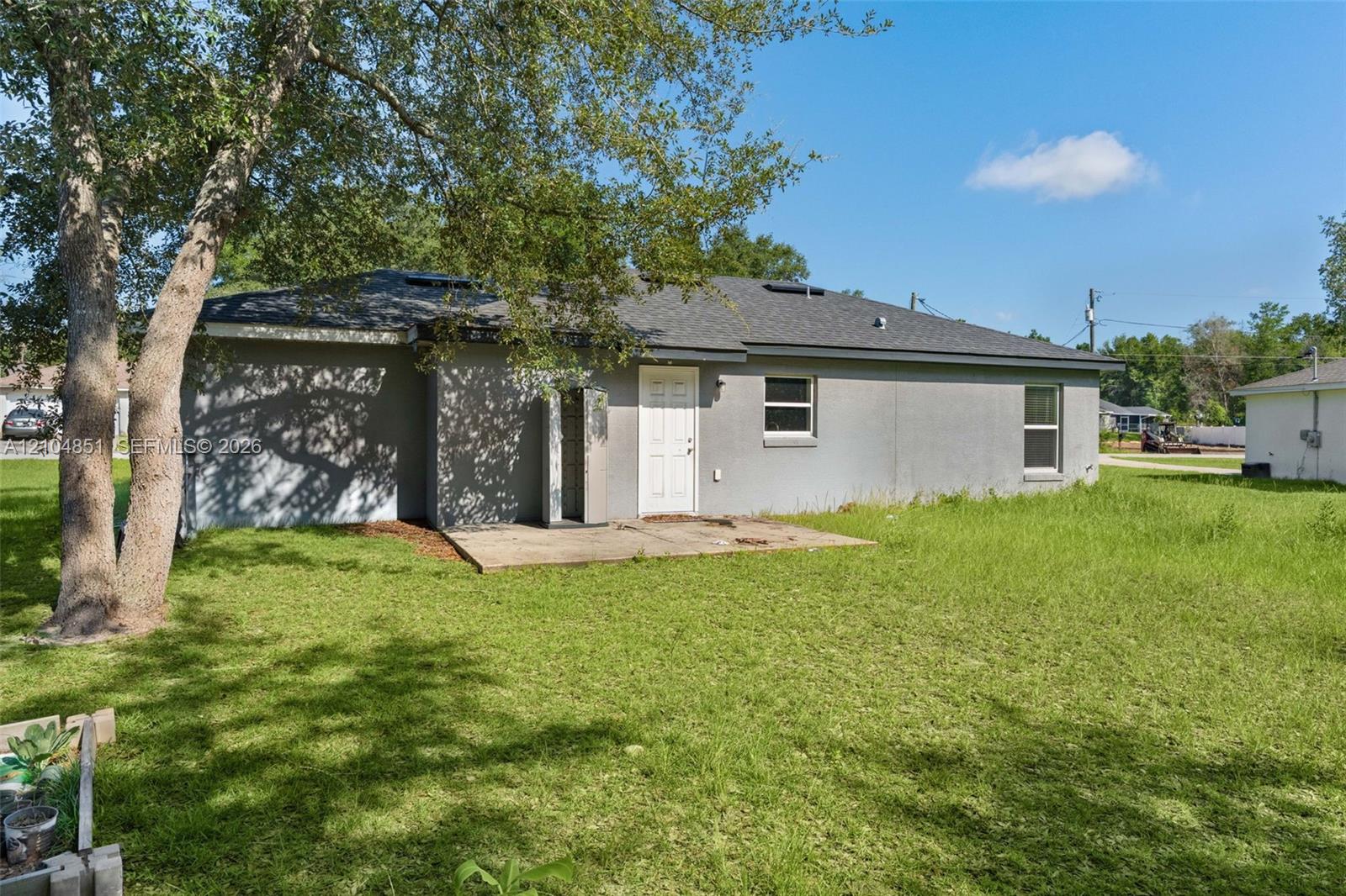 41 3 / 2  sq. ft. $ 2026-10-12 0 foto