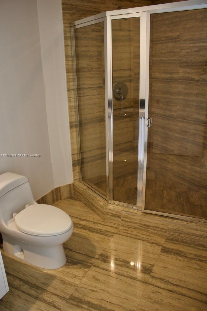 2803 3 / 3 1962 sq. ft. $ 2026-10-12 0 Photo