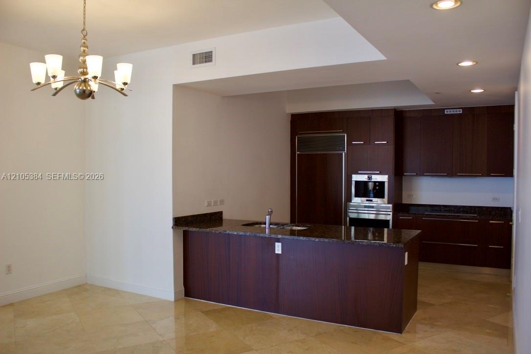 2803 3 / 3 1962 sq. ft. $ 2026-10-12 0 Photo