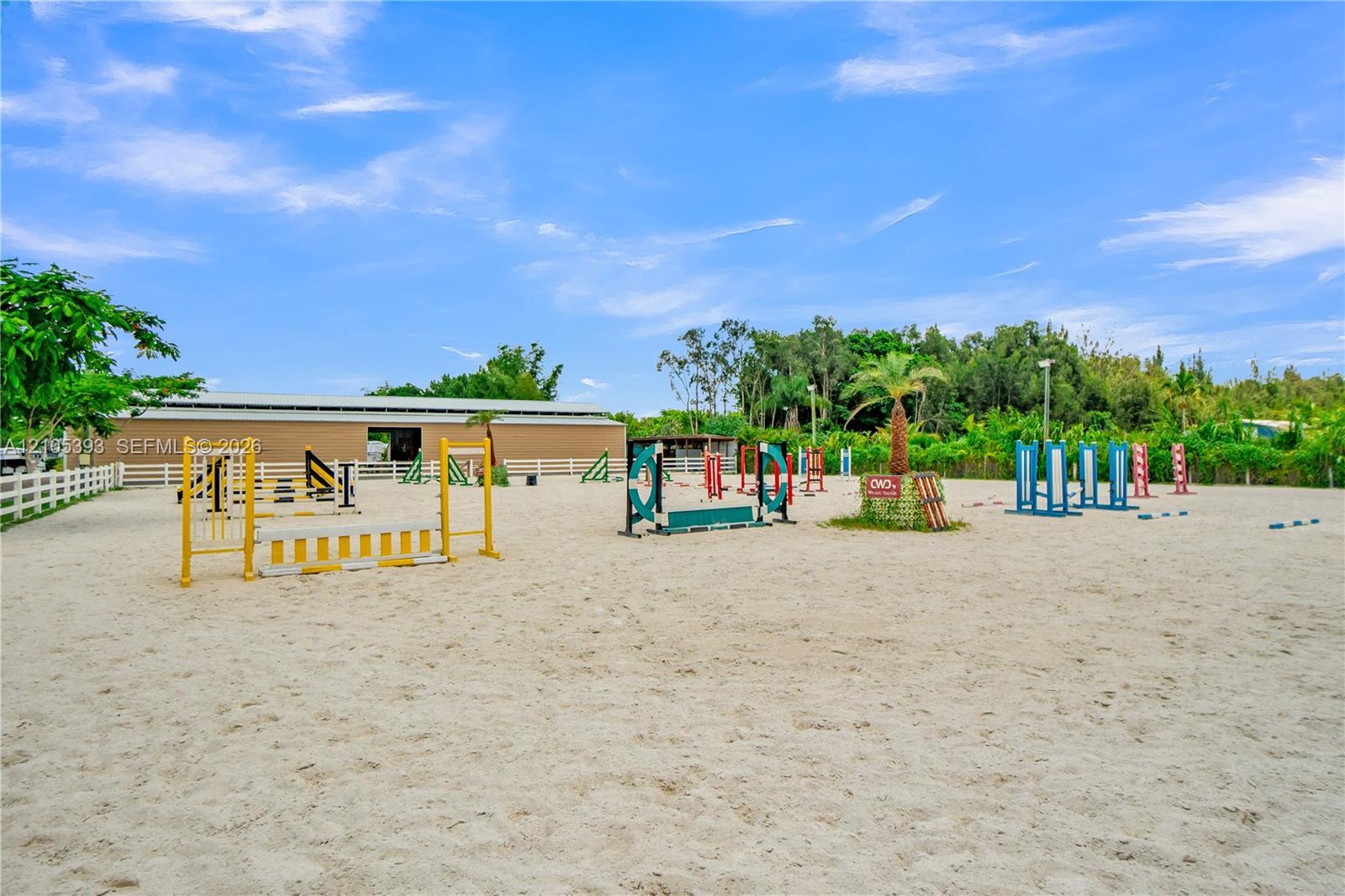 Ver detalles / sq. ft. $ 2026-10-12 0 foto