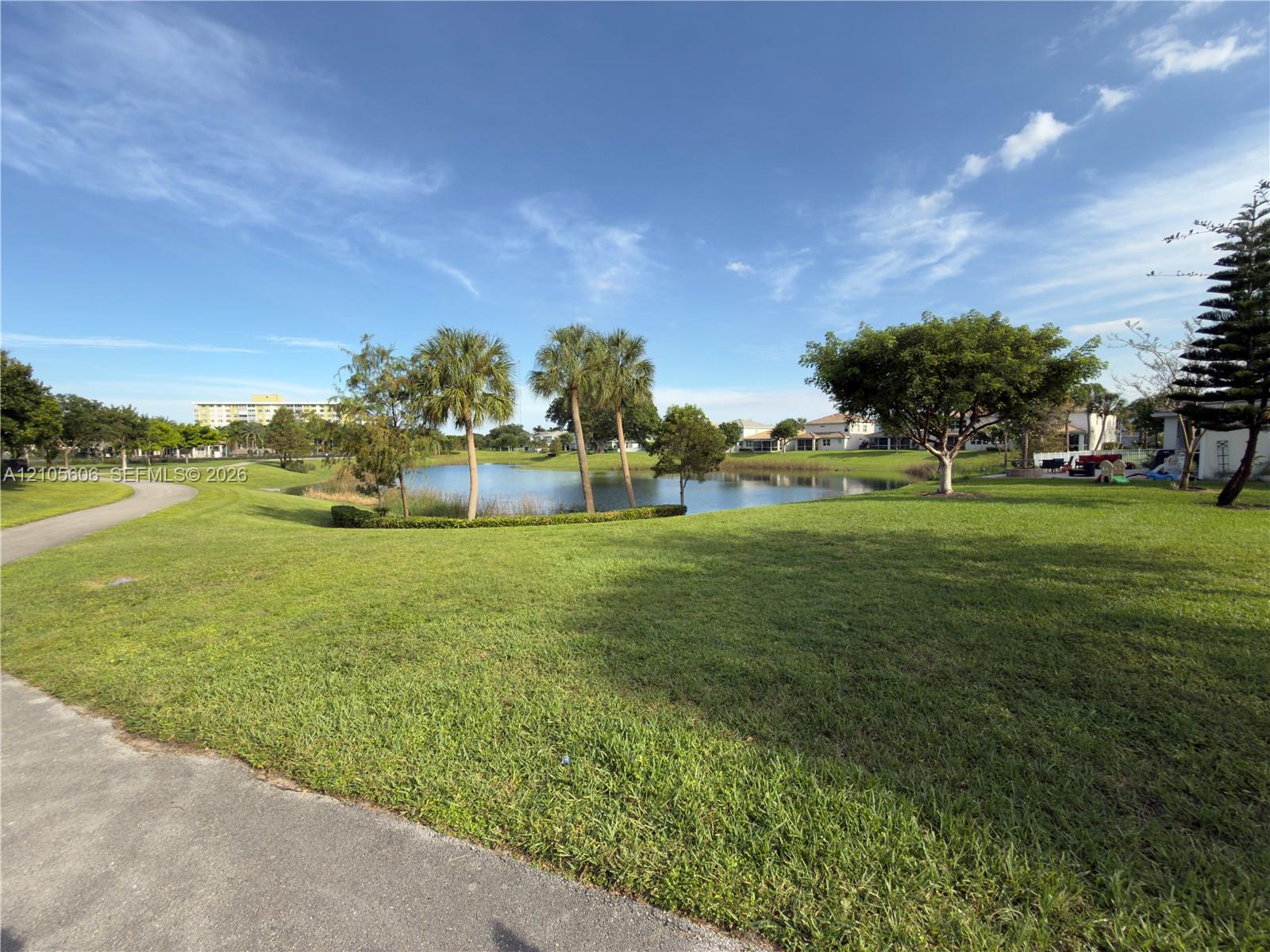 205 1 / 1 672 sq. ft. $ 2026-10-13 0 Photo