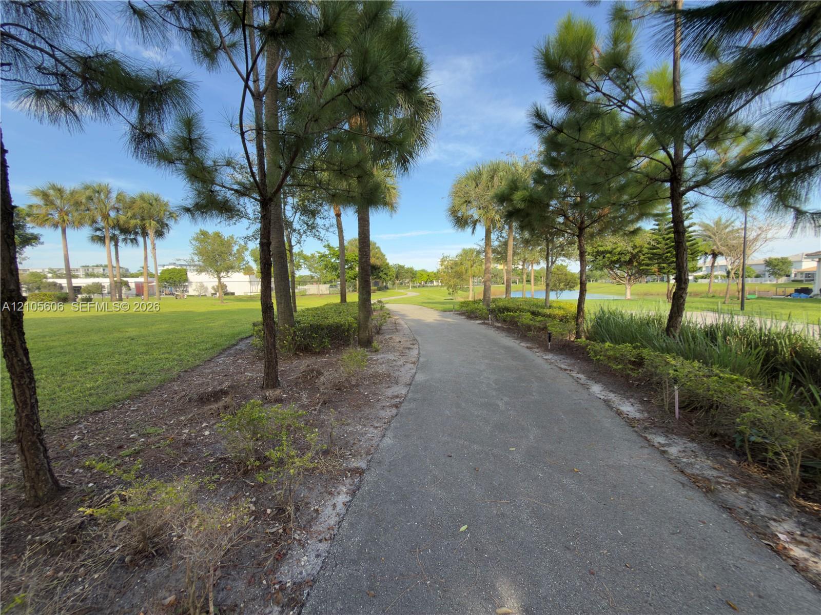 205 1 / 1 672 sq. ft. $ 2026-10-13 0 Photo