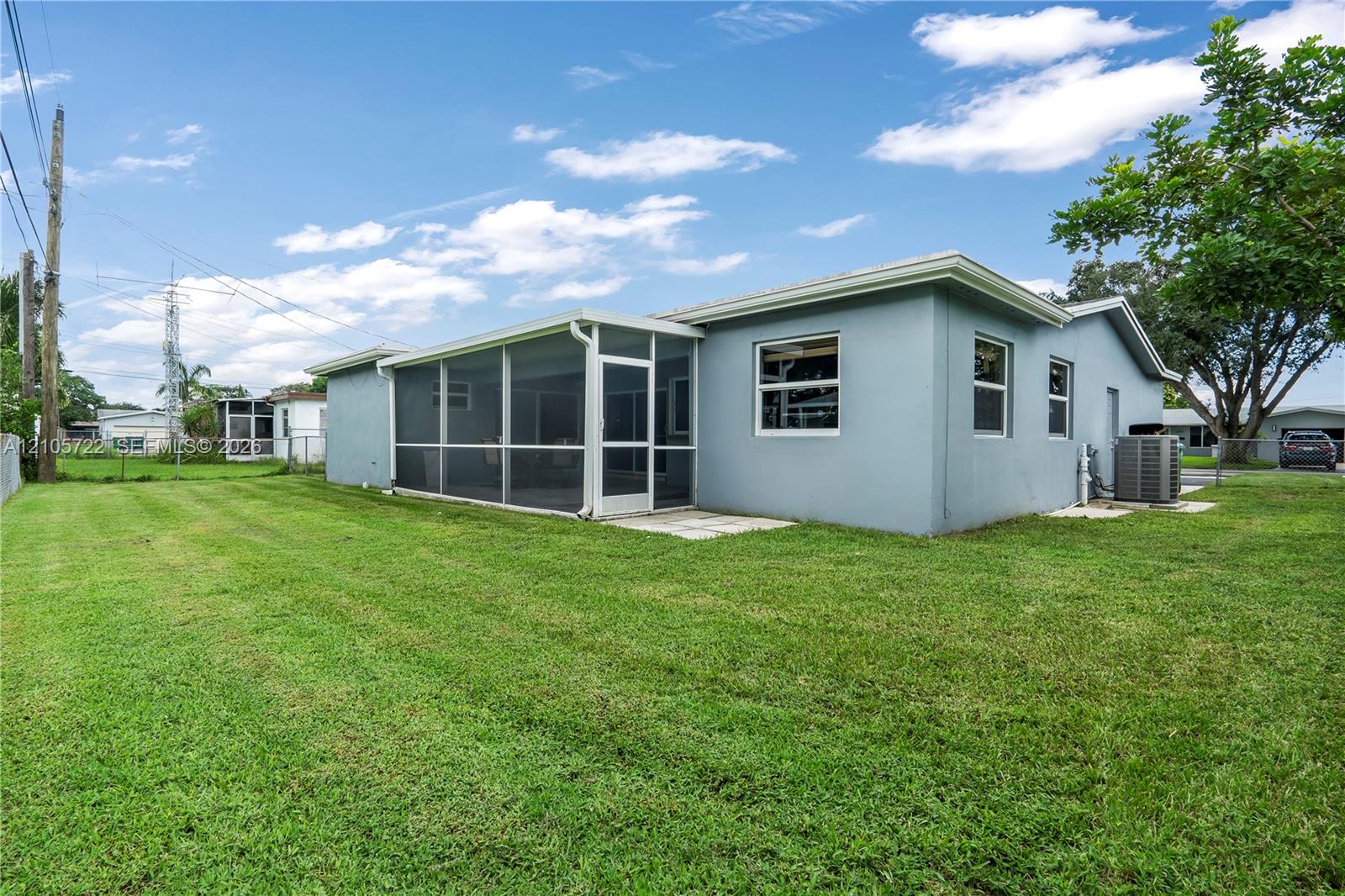 8953 3 / 2 1745 sq. ft. $ 2026-10-13 0 Photo