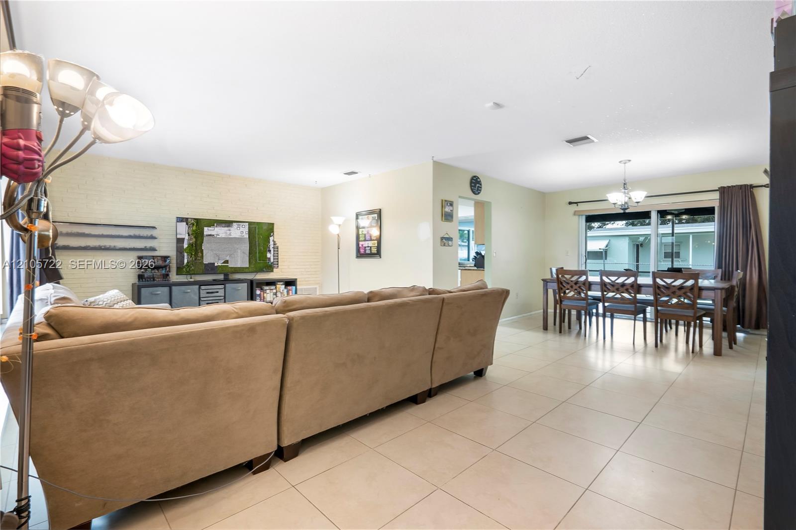 8953 3 / 2 1745 sq. ft. $ 2026-10-13 0 Photo