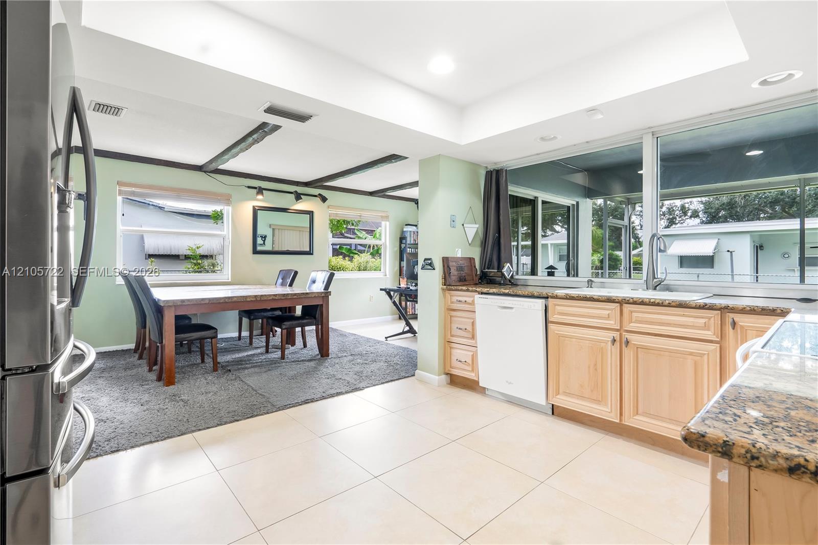 8953 3 / 2 1745 sq. ft. $ 2026-10-13 0 Photo
