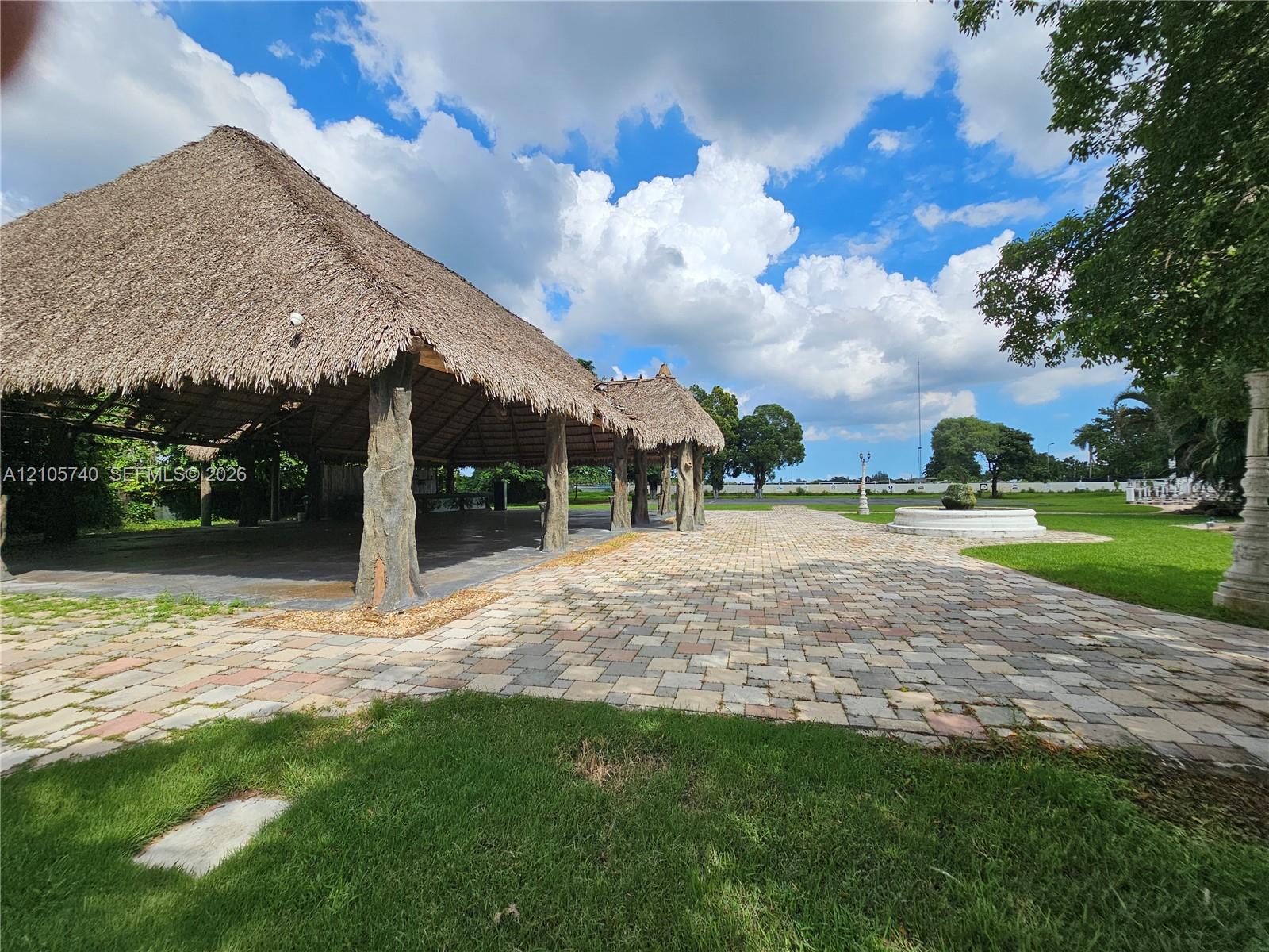 Ver detalles / sq. ft. $ 2026-10-13 0 foto