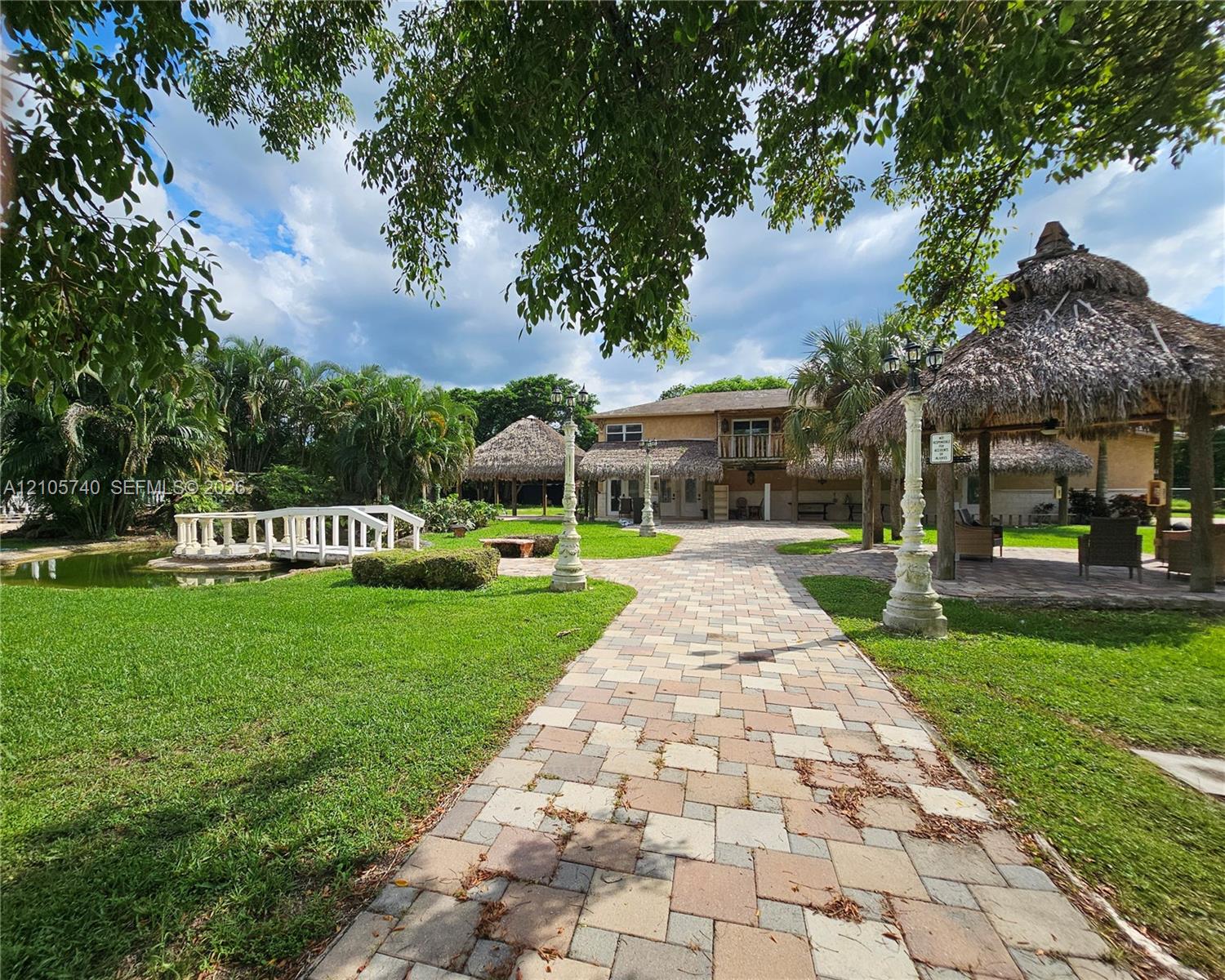Ver detalles / sq. ft. $ 2026-10-13 0 foto