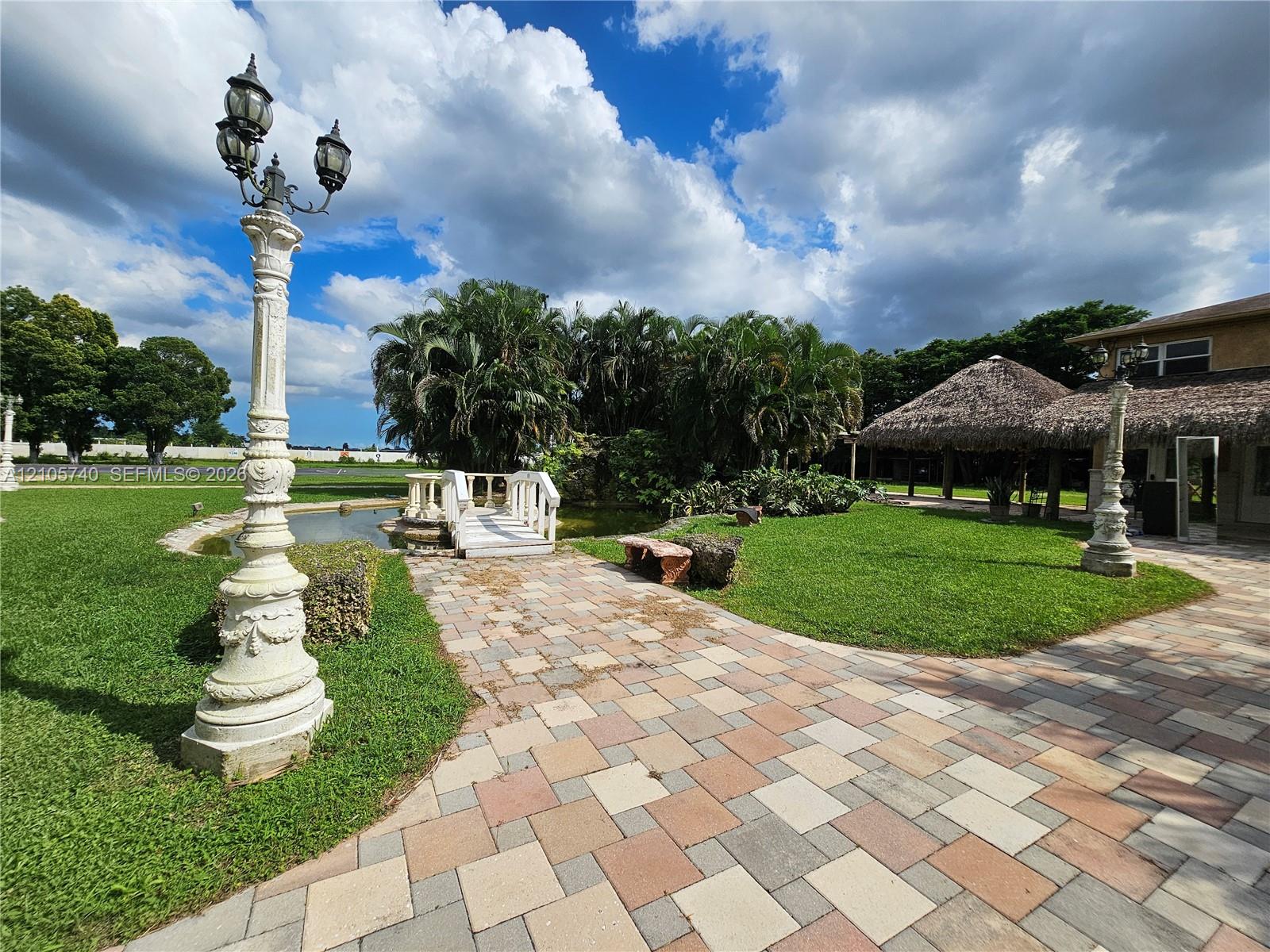 Ver detalles / sq. ft. $ 2026-10-13 0 foto
