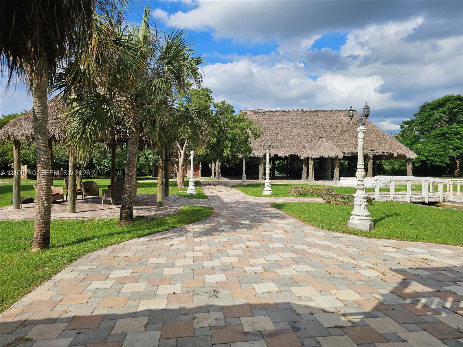 Ver detalles / sq. ft. $ 2026-10-13 0 foto