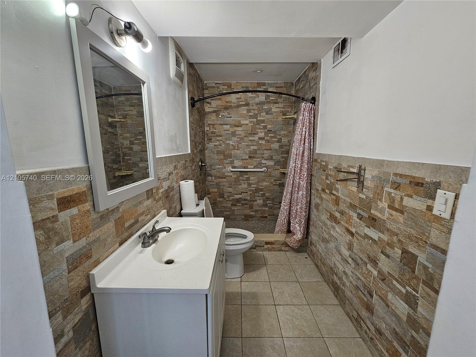 Ver detalles / sq. ft. $ 2026-10-13 0 foto