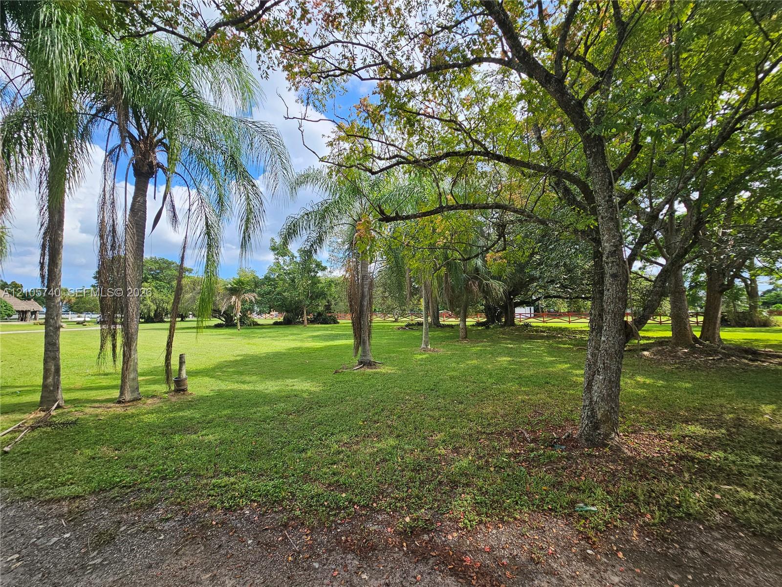 Ver detalles / sq. ft. $ 2026-10-13 0 foto