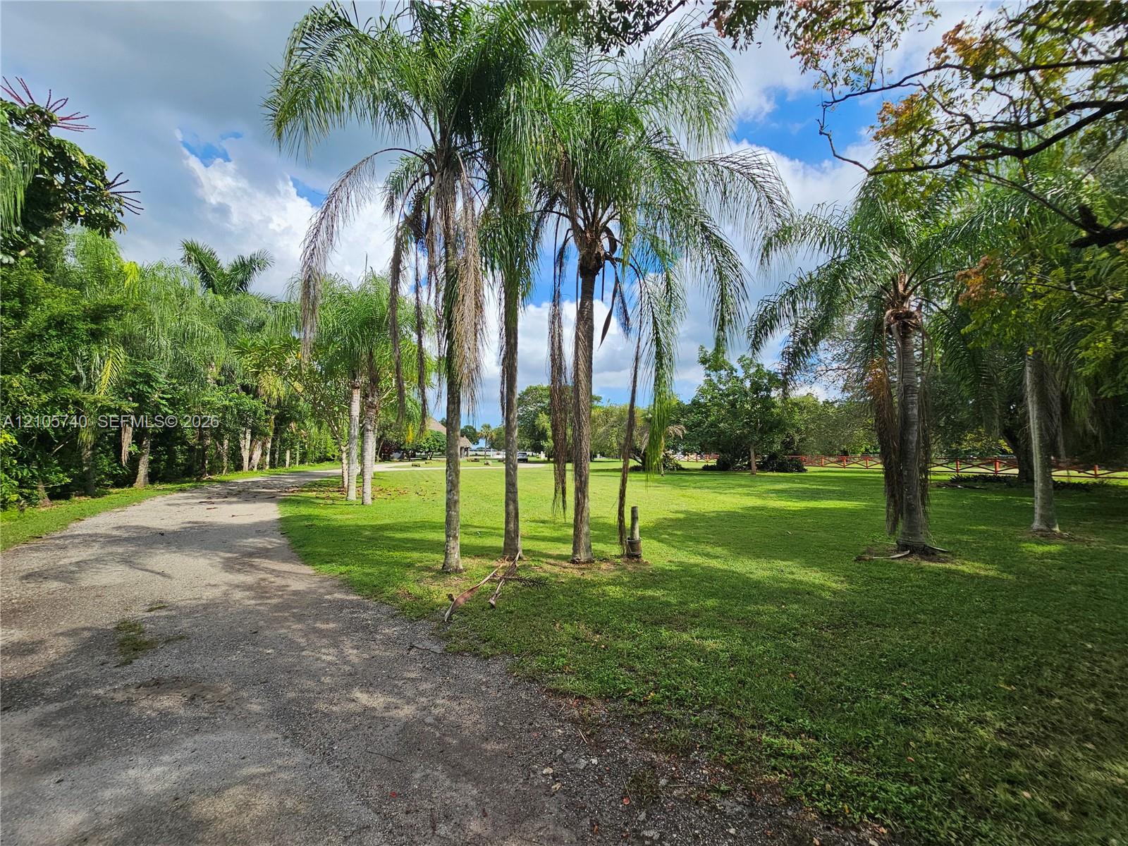 Ver detalles / sq. ft. $ 2026-10-13 0 foto