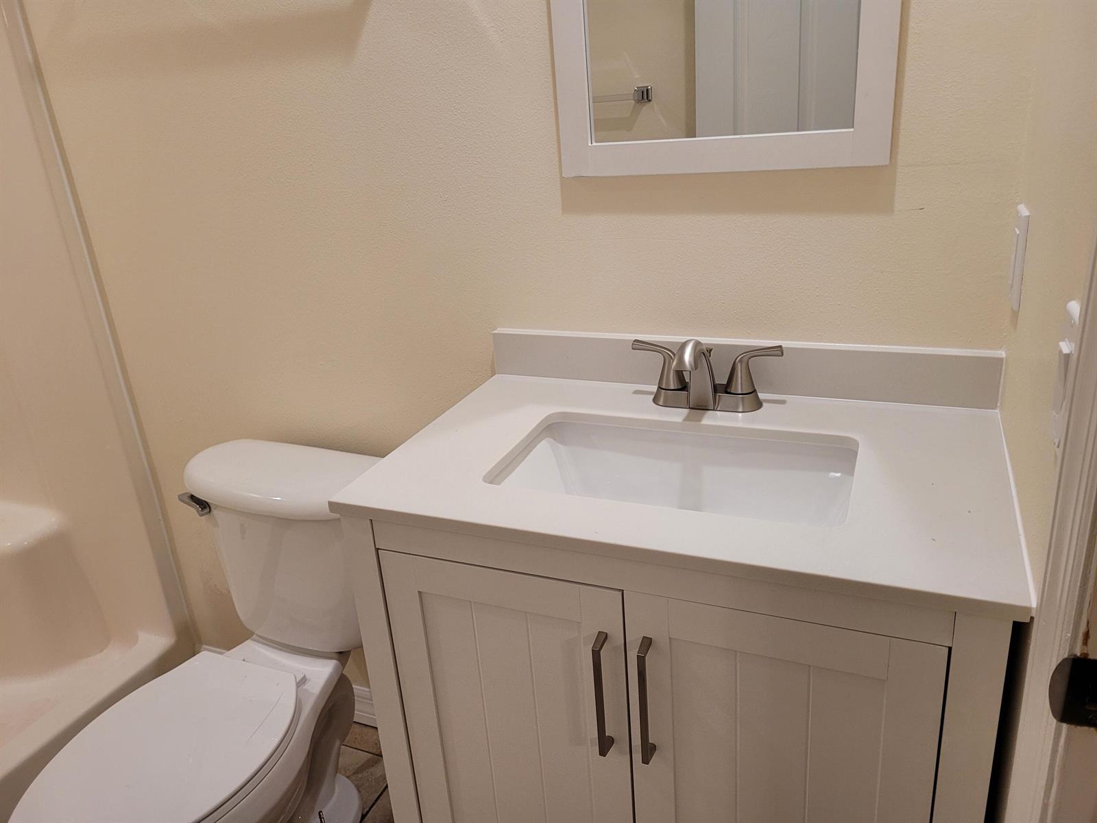 Ver detalles A+B / 0 2378 sq. ft. $ 2026-10-14 0 foto