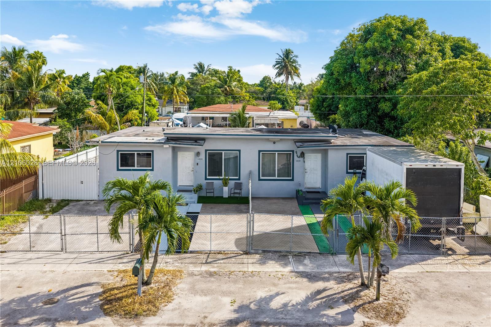   /  1728 sq. ft. $ 2026-10-13 0 foto
