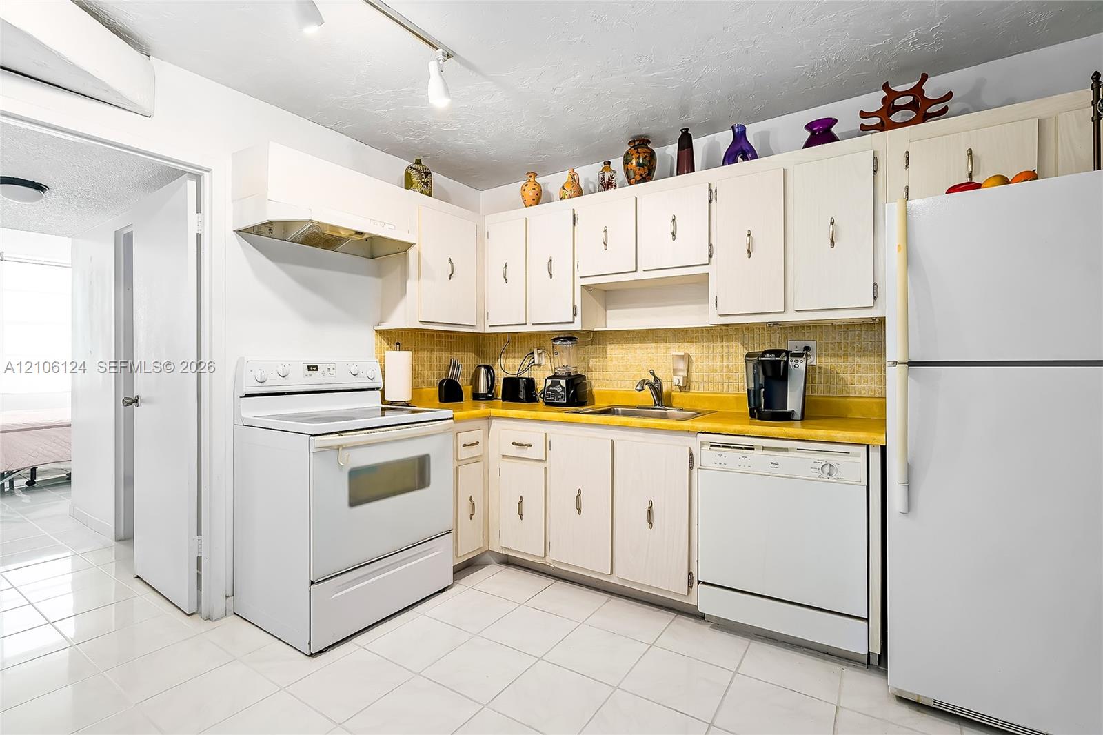 2208 2 / 2 1233 sq. ft. $ 2026-10-13 0 Photo