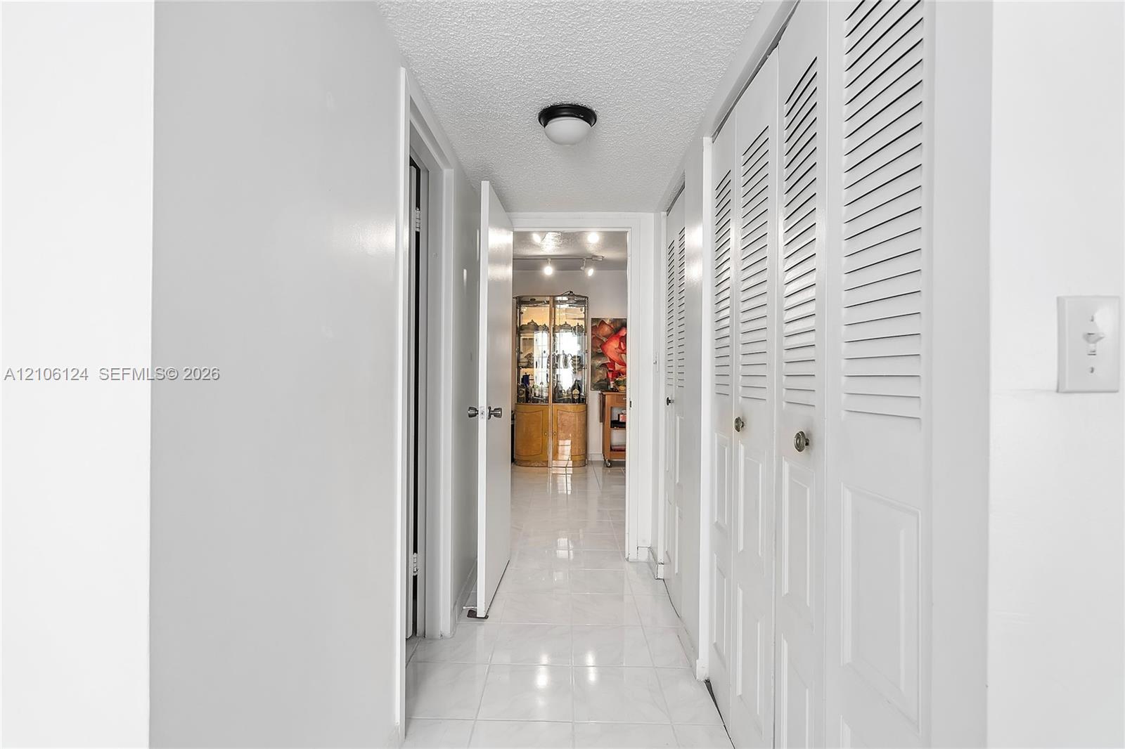 2208 2 / 2 1233 sq. ft. $ 2026-10-13 0 Photo