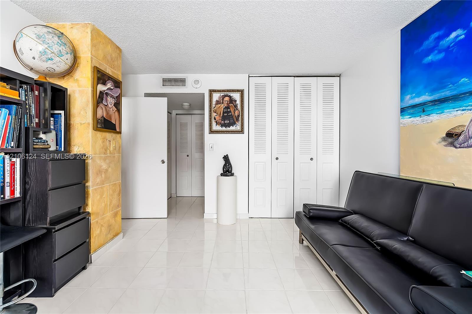 2208 2 / 2 1233 sq. ft. $ 2026-10-13 0 Photo
