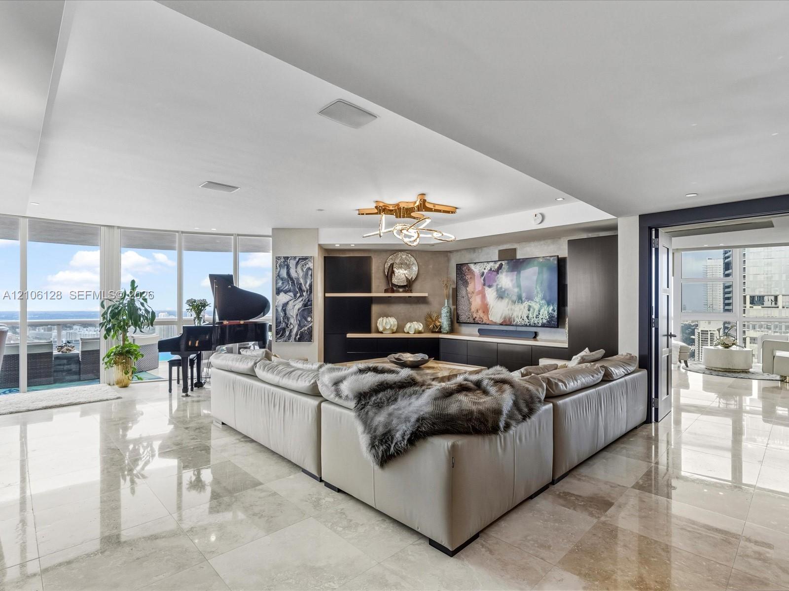 5101 3 / 4 3016 sq. ft. $ 2026-10-13 0 Photo