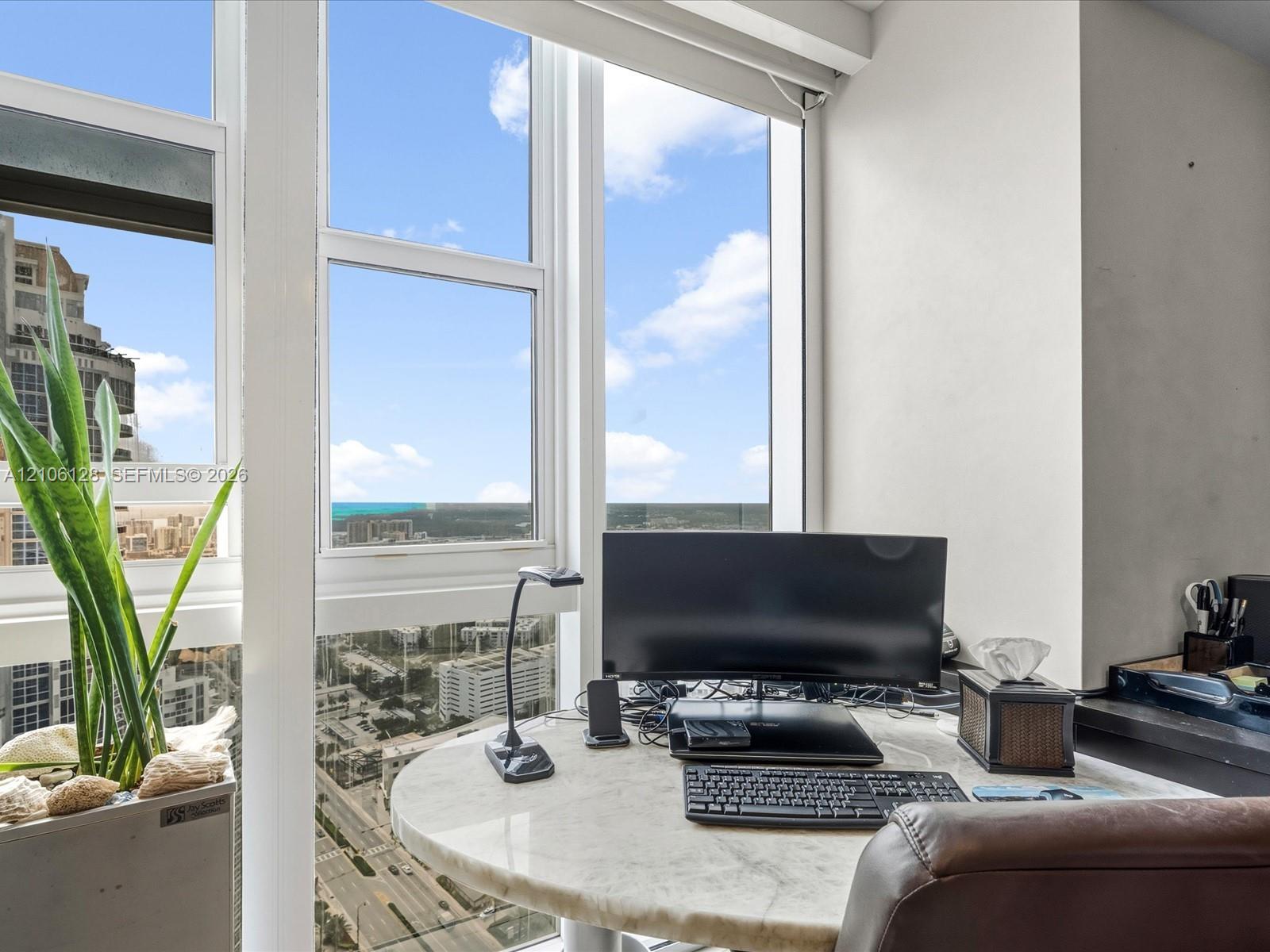 5101 3 / 4 3016 sq. ft. $ 2026-10-13 0 Photo