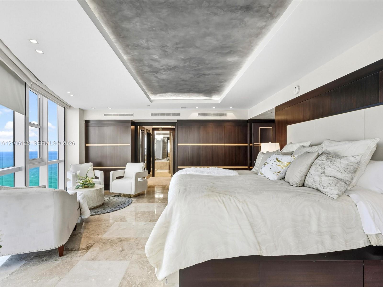 5101 3 / 4 3016 sq. ft. $ 2026-10-13 0 Photo