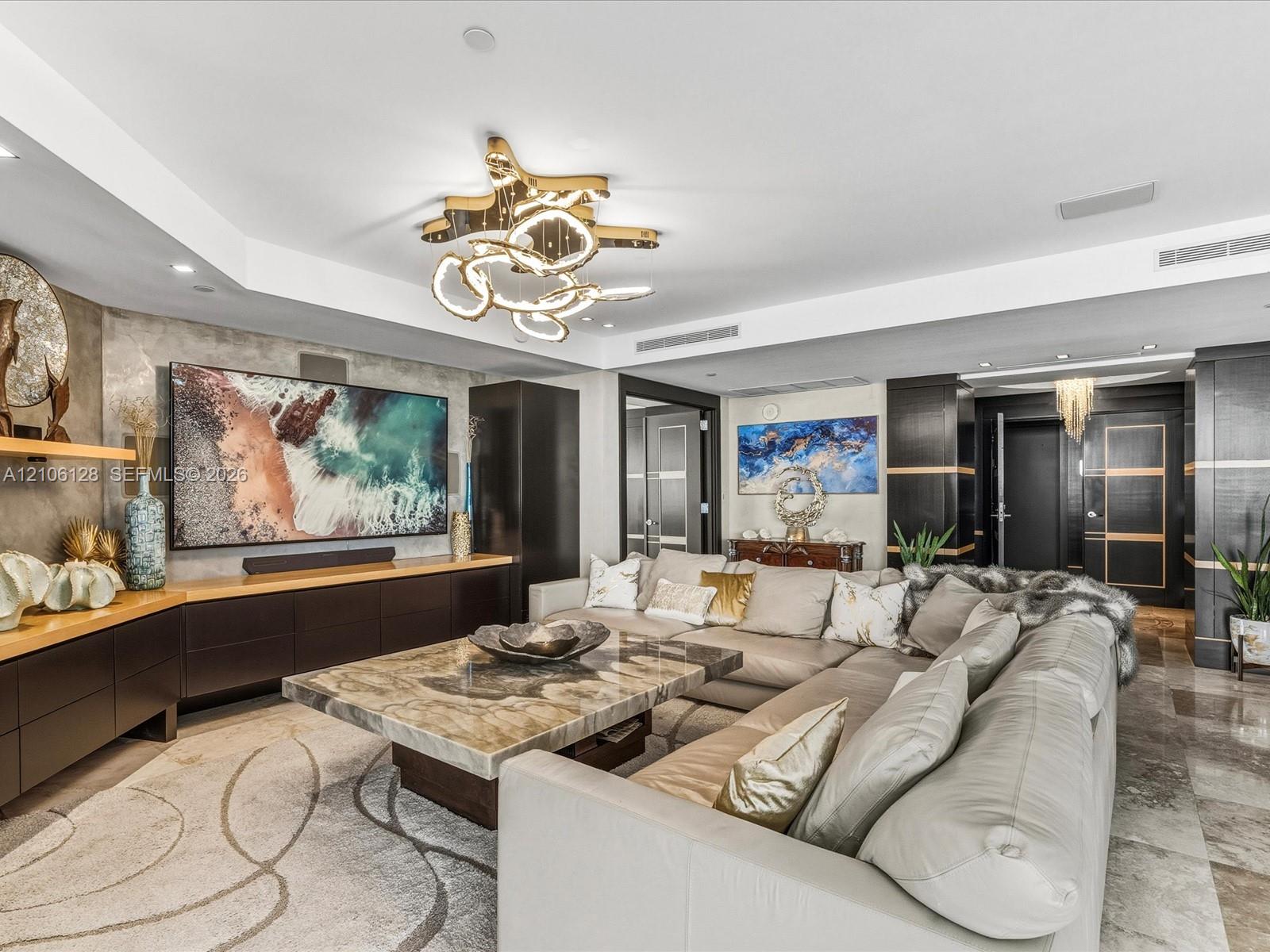 5101 3 / 4 3016 sq. ft. $ 2026-10-13 0 Photo