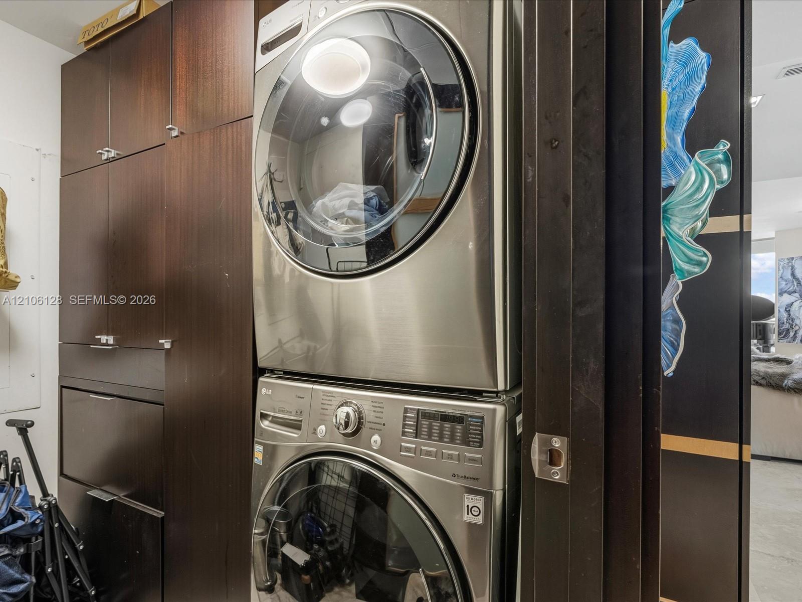 5101 3 / 4 3016 sq. ft. $ 2026-10-13 0 Photo