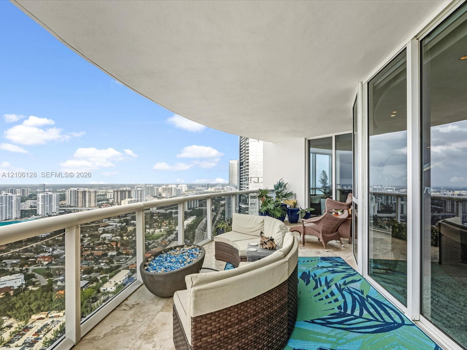5101 3 / 4 3016 sq. ft. $ 2026-10-13 0 Photo