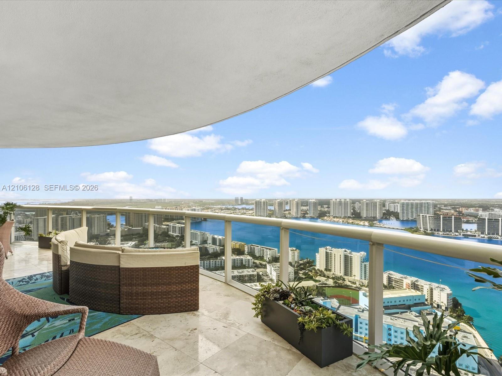 5101 3 / 4 3016 sq. ft. $ 2026-10-13 0 Photo