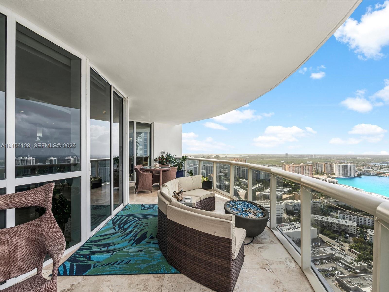 5101 3 / 4 3016 sq. ft. $ 2026-10-13 0 Photo