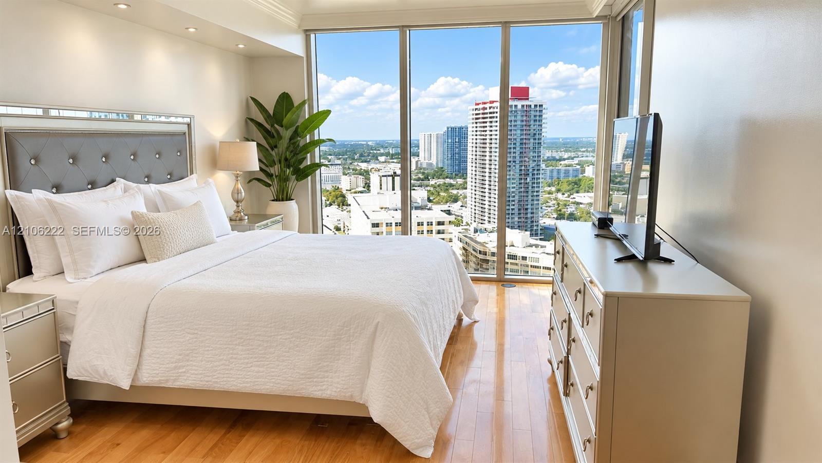 2608 3 / 3 1571 sq. ft. $ 2026-10-13 0 foto