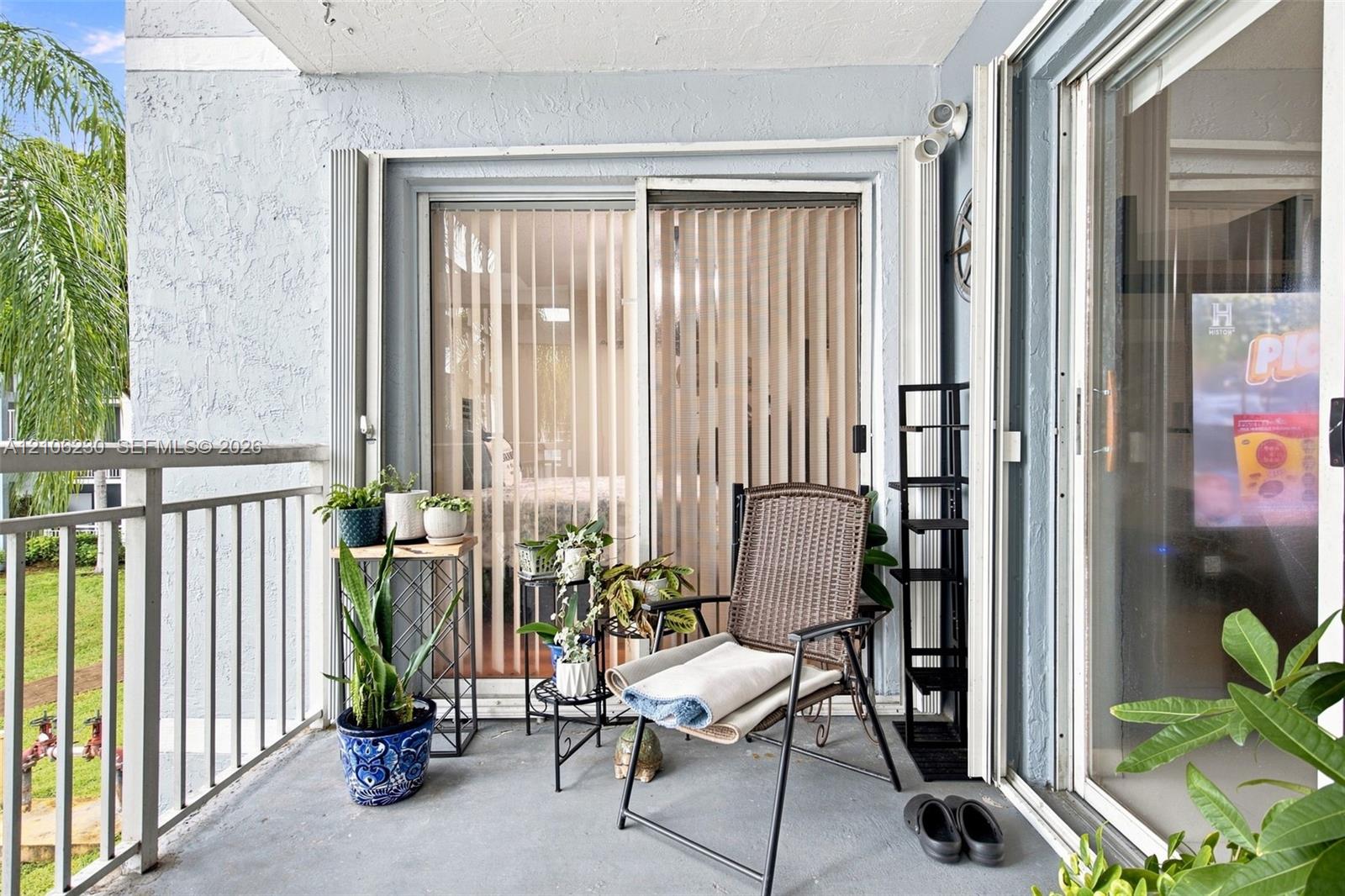 207 1 / 1 813 sq. ft. $ 2026-10-13 0 foto