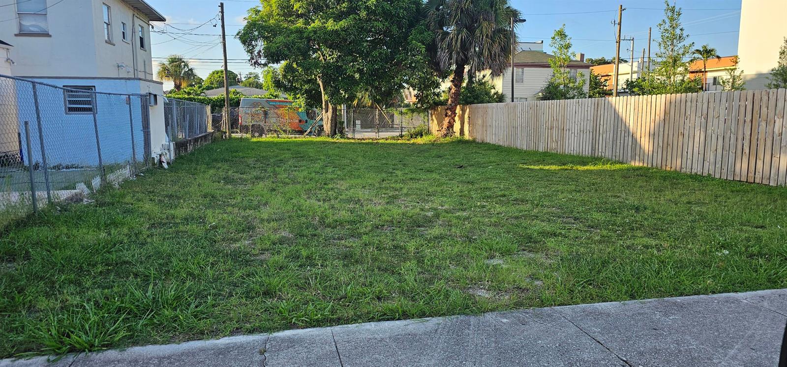   / 0  sq. ft. $ 2026-10-15 0 foto