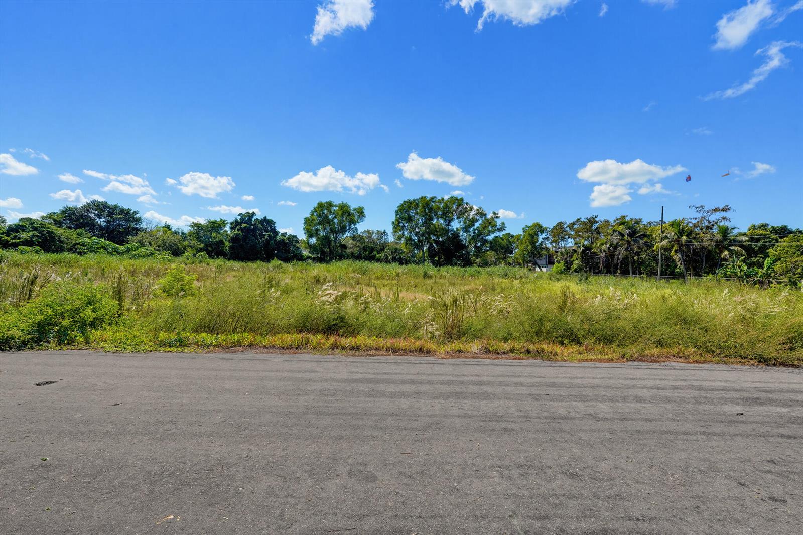   / 0  sq. ft. $ 2026-10-15 0 foto