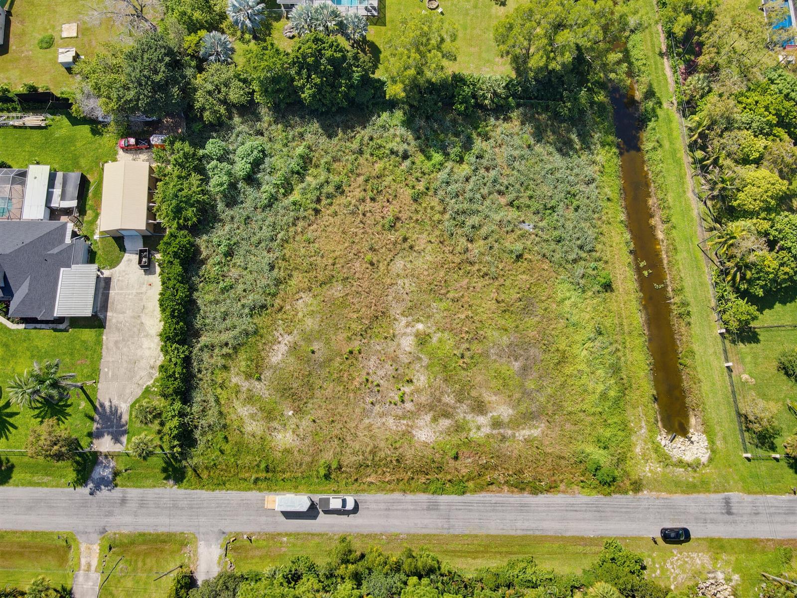   / 0  sq. ft. $ 2026-10-15 0 foto