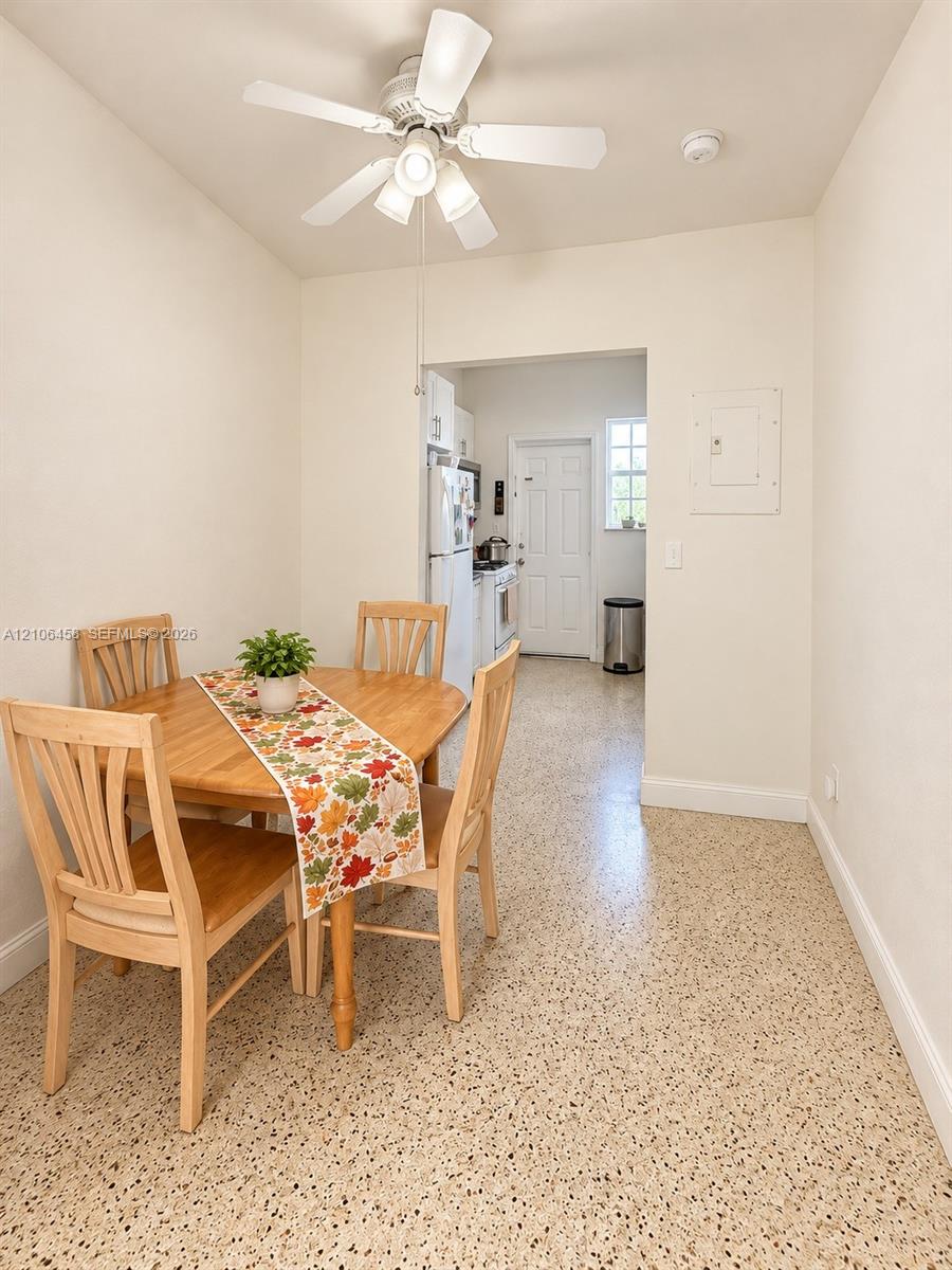 Ver detalles / 3498 sq. ft. $ 2026-10-14 0 foto