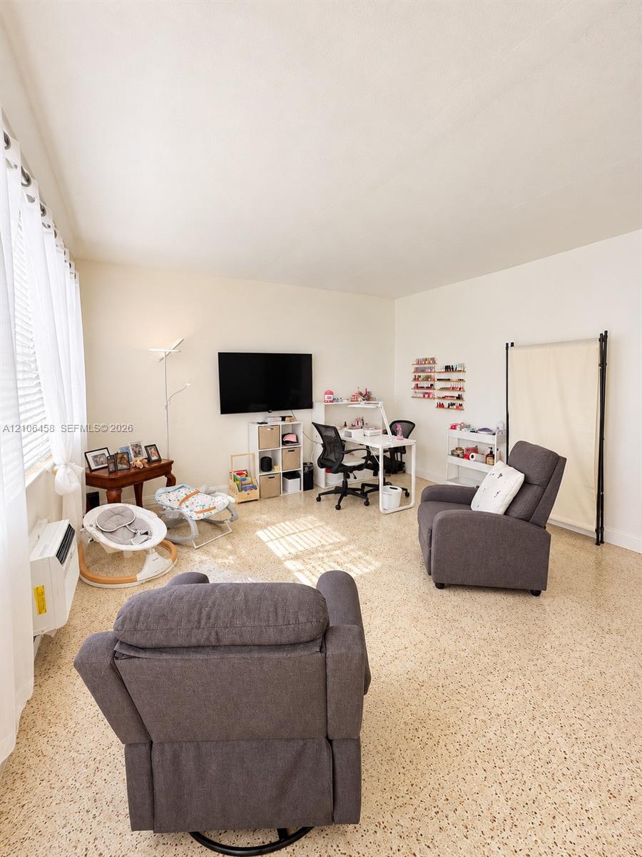 Ver detalles / 3498 sq. ft. $ 2026-10-14 0 foto